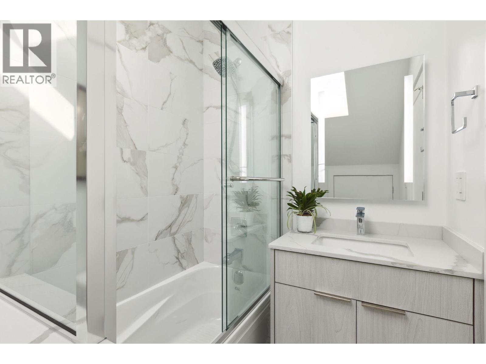 7855 ONTARIO STREET, Vancouver
