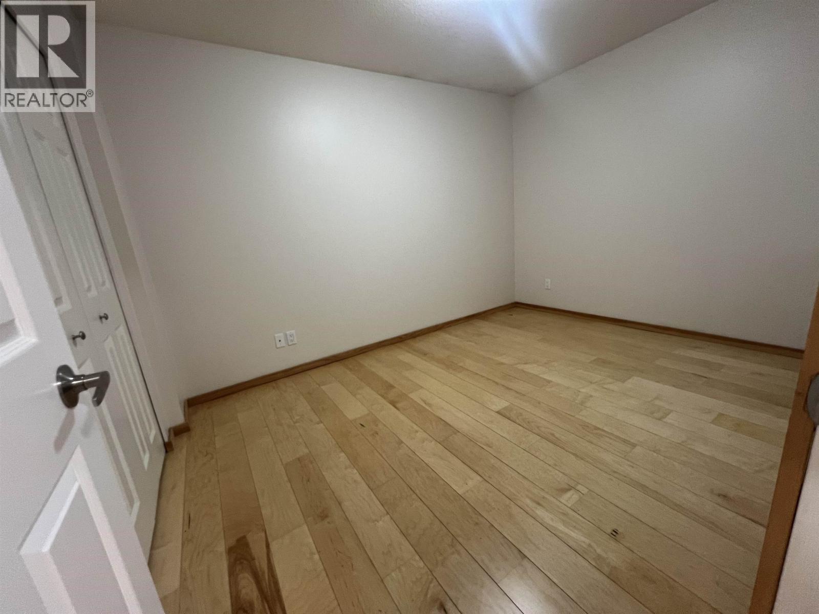 305 1468 PEMBERTON AVENUE, Squamish