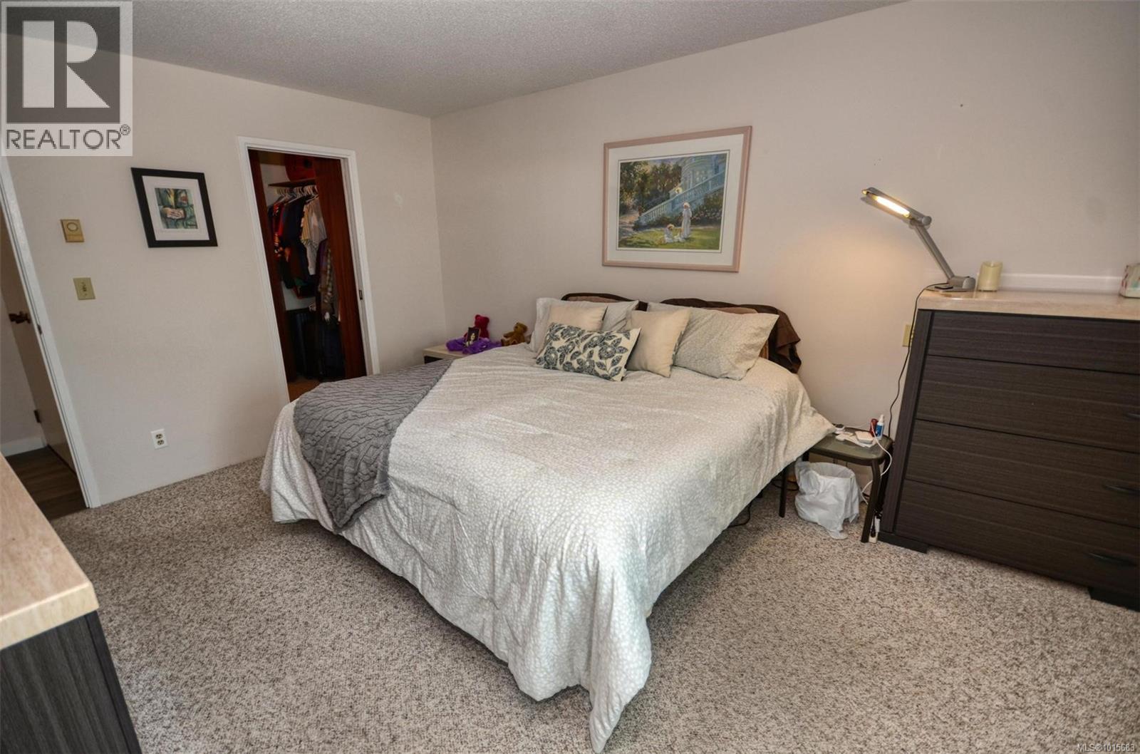 408 3260 Quadra Street, Saanich