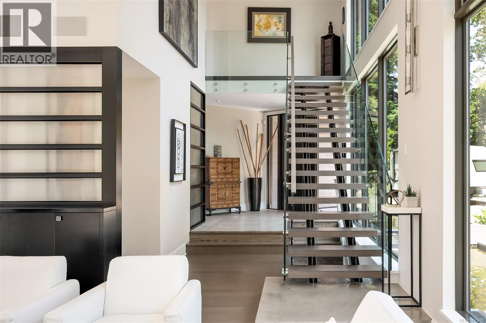  3724 Arbutus Ridge, Saanich