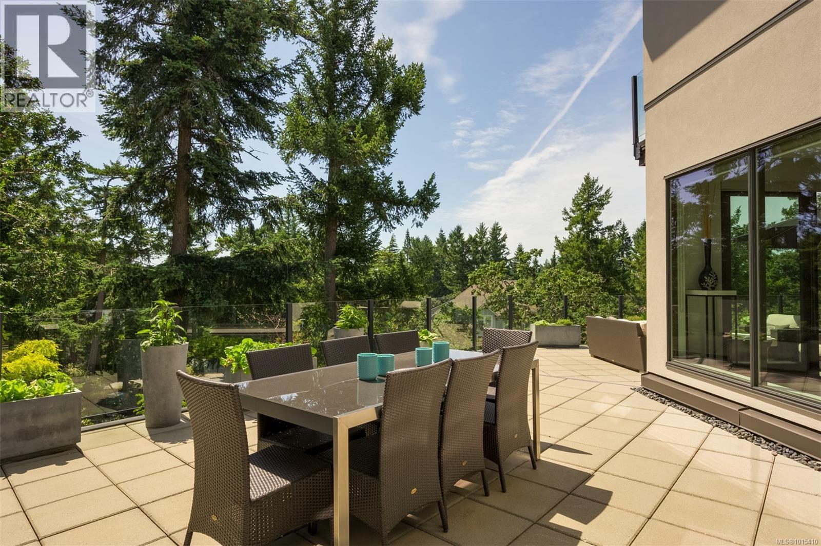  3724 Arbutus Ridge, Saanich