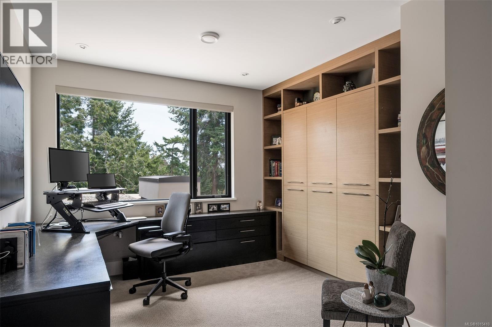  3724 Arbutus Ridge, Saanich
