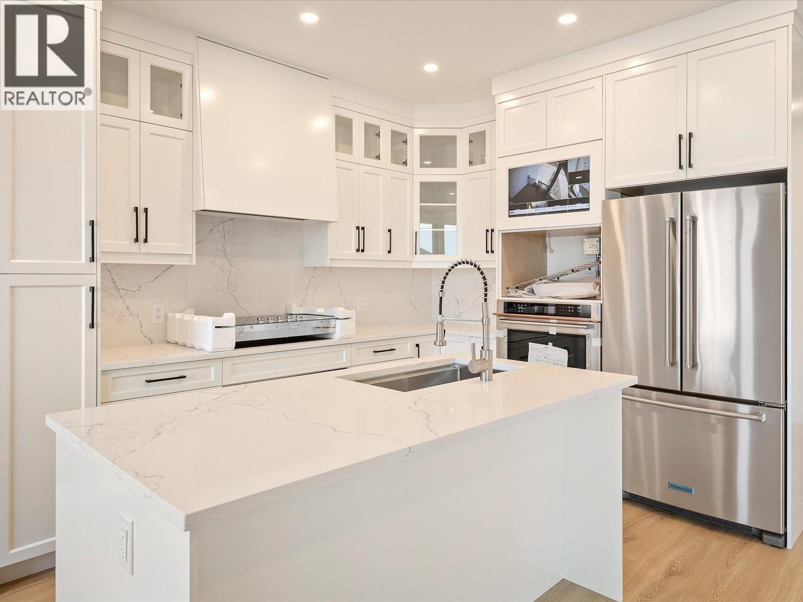 A or B 1003 PHARE CRESCENT, Pemberton