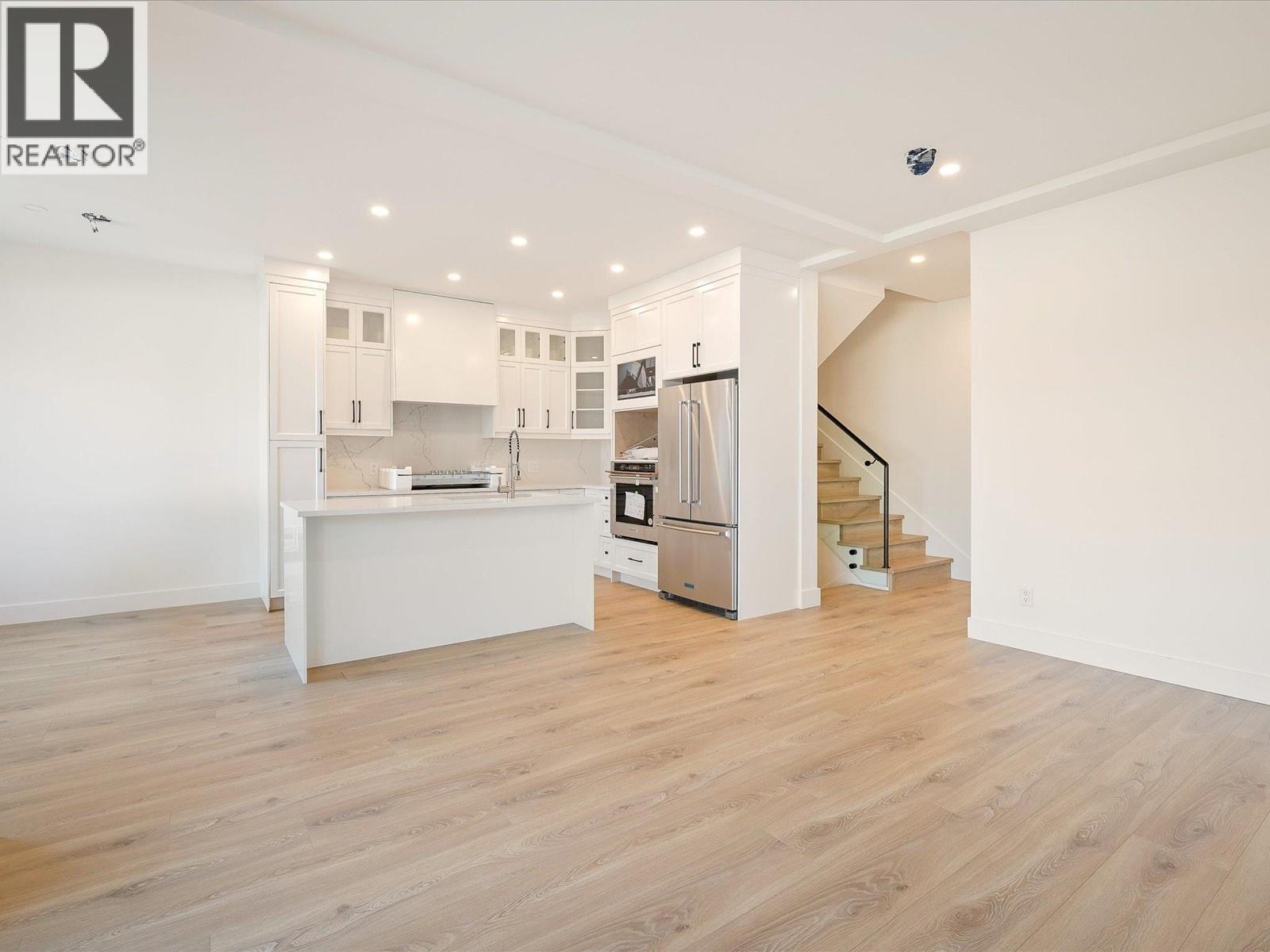 A or B 1003 PHARE CRESCENT, Pemberton