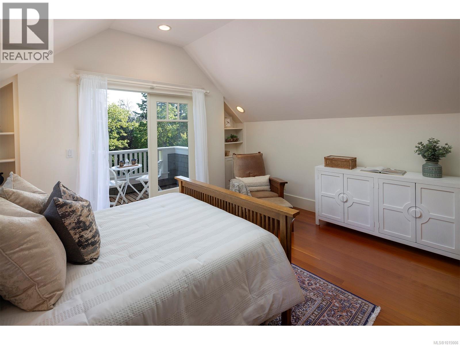 906 Mt. Newton Cross Rd, Central Saanich