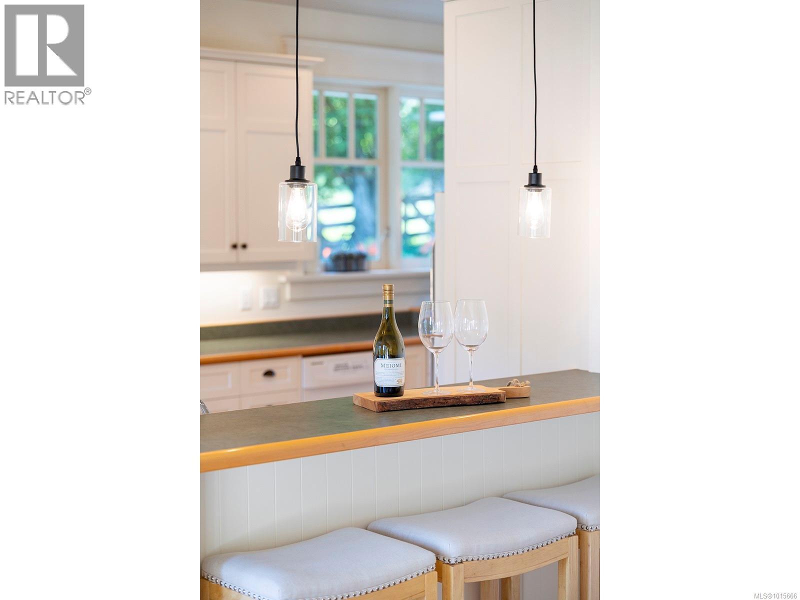 906 Mt. Newton Cross Rd, Central Saanich