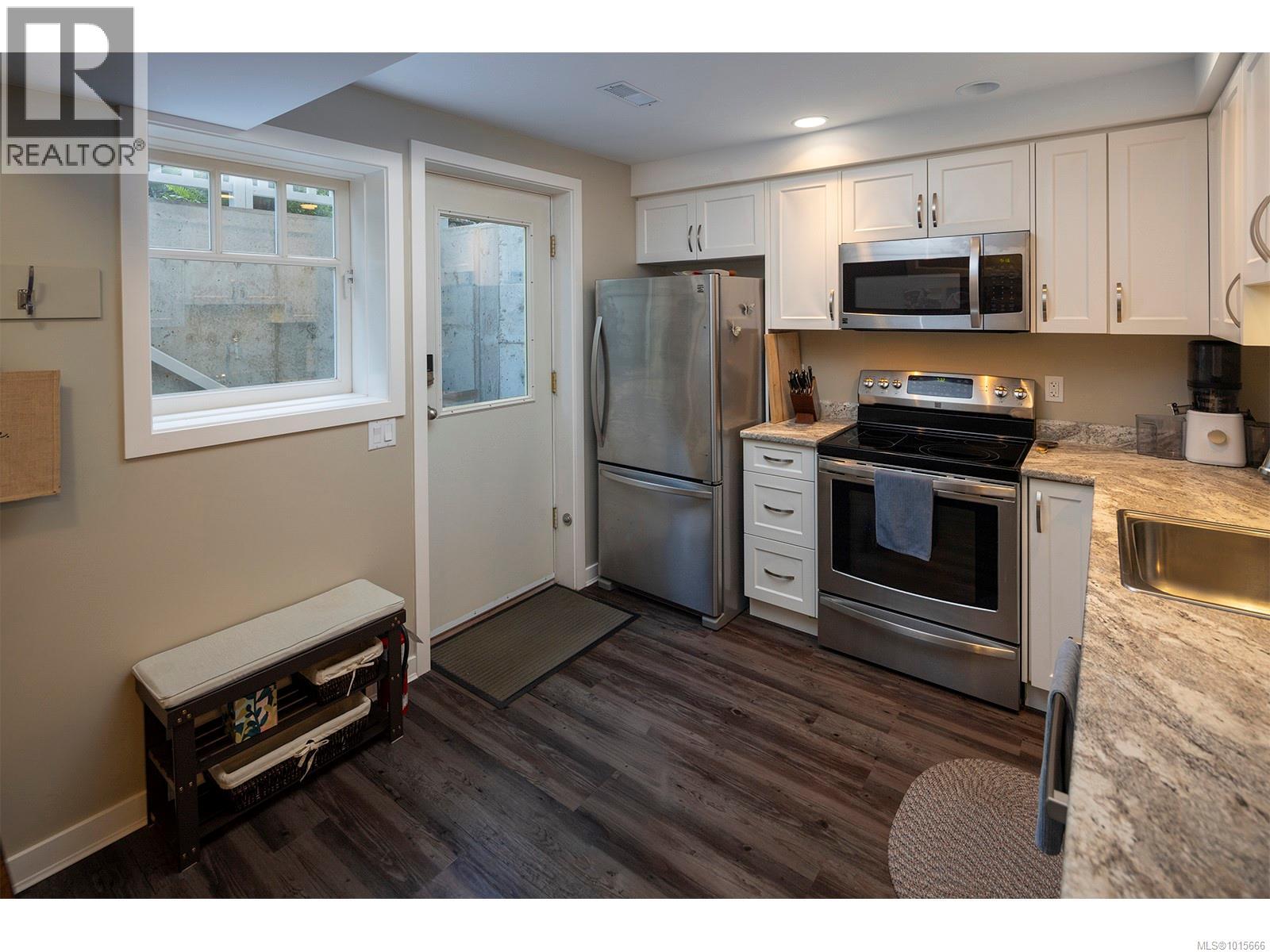 906 Mt. Newton Cross Rd, Central Saanich