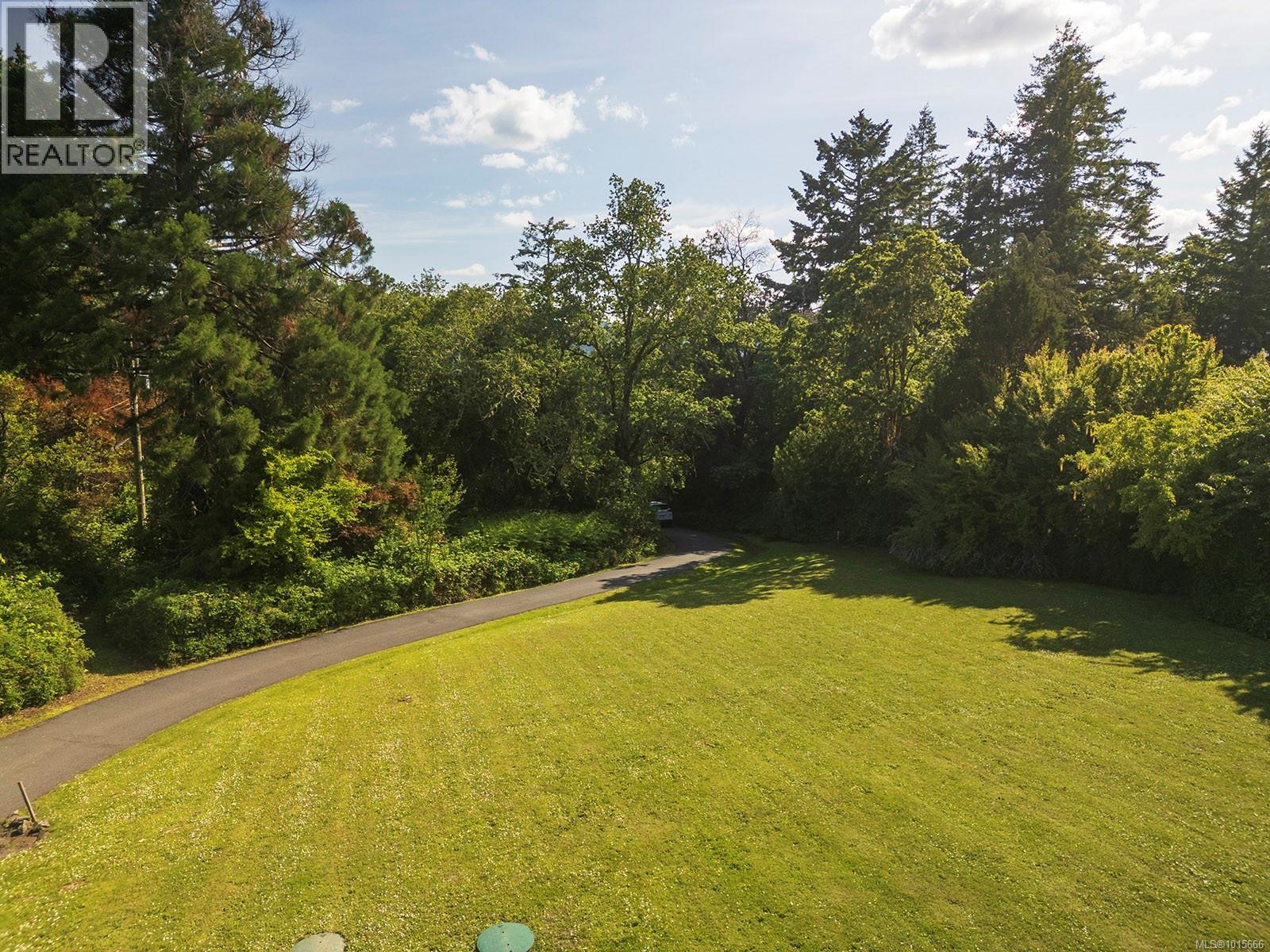906 Mt. Newton Cross Rd, Central Saanich