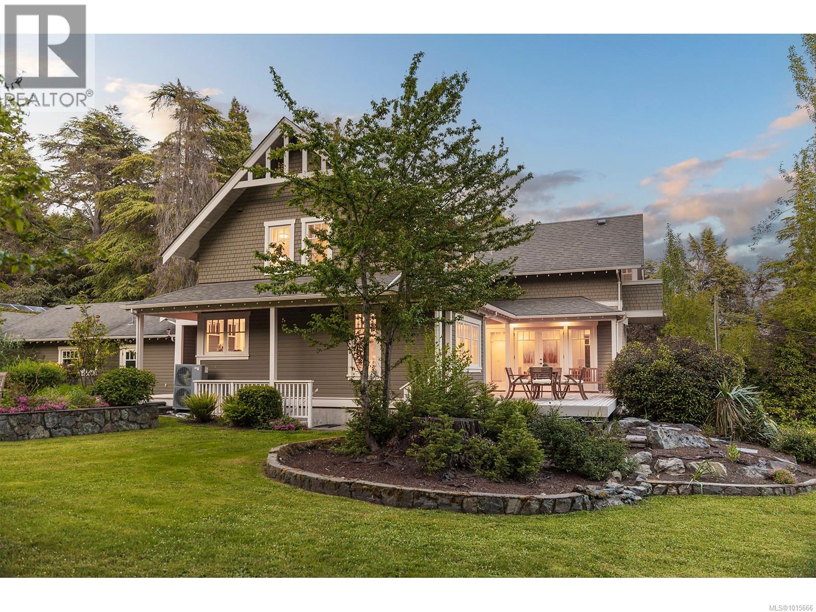 906 Mt. Newton Cross Rd, Central Saanich