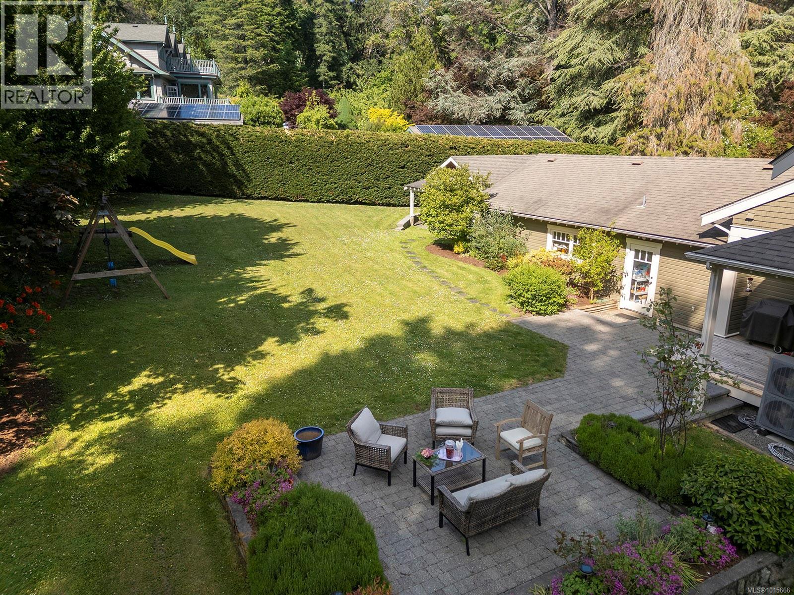 906 Mt. Newton Cross Rd, Central Saanich