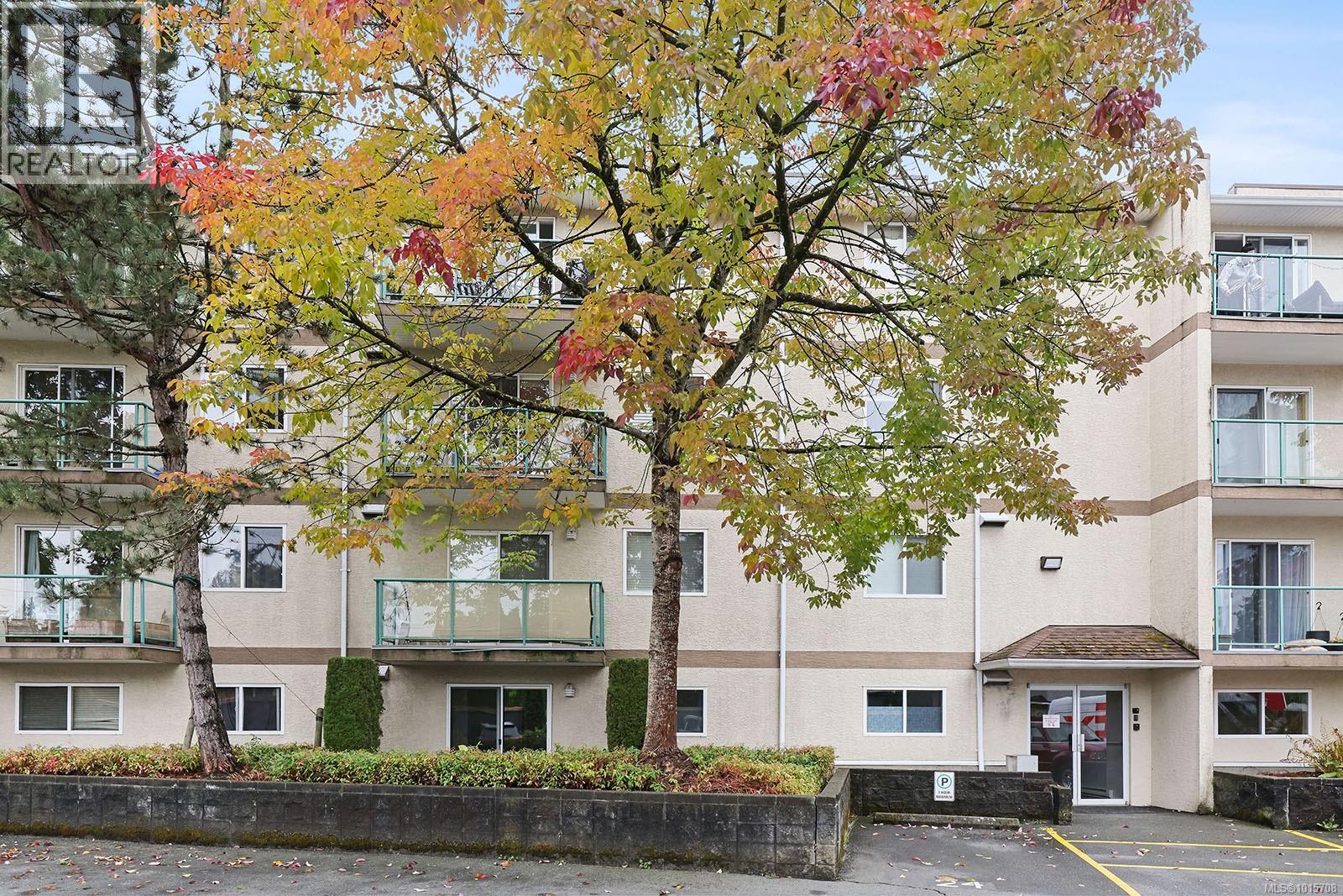 104 1355 Cumberland Rd, Courtenay