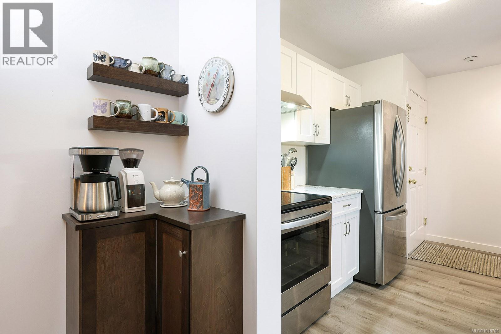 104 1355 Cumberland Rd, Courtenay