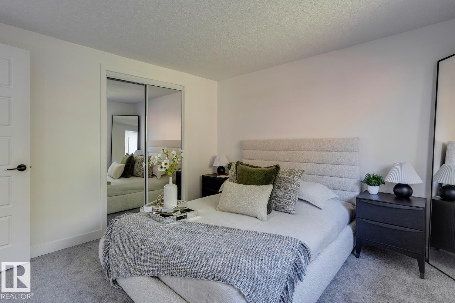 Single Family House for Sale in  RIDGEWOOD TC St. Albert 