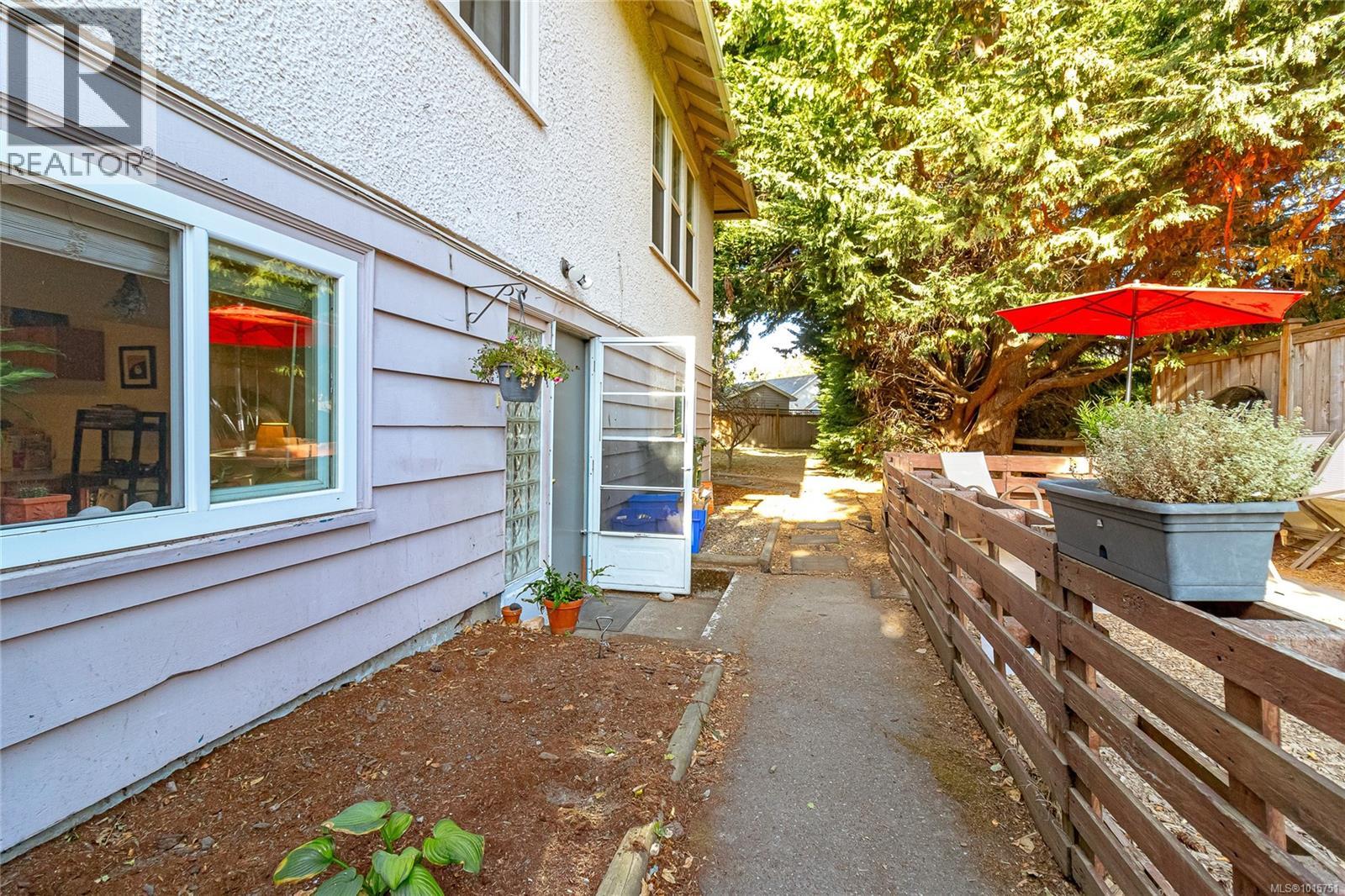 2920 Shakespeare St, Victoria