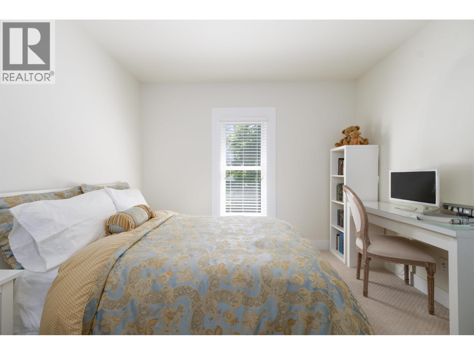 408 EIGHTH STREET, New Westminster