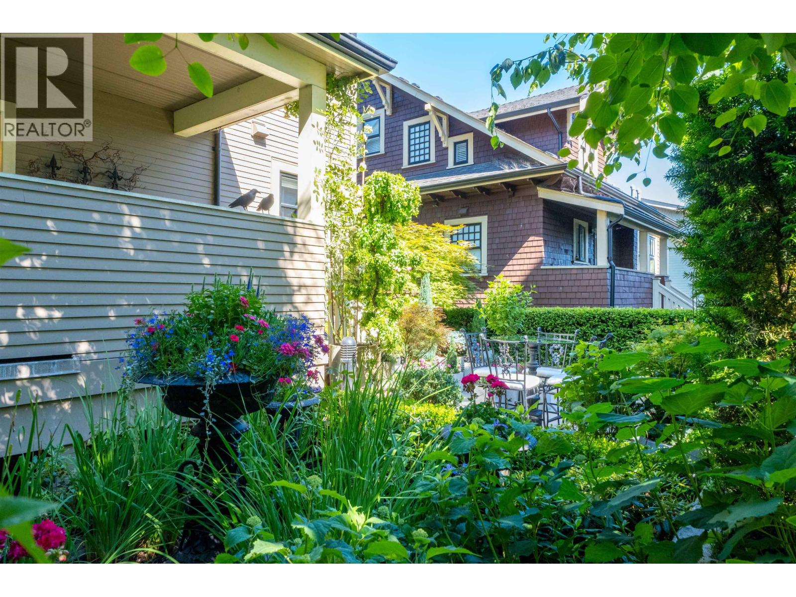 408 EIGHTH STREET, New Westminster