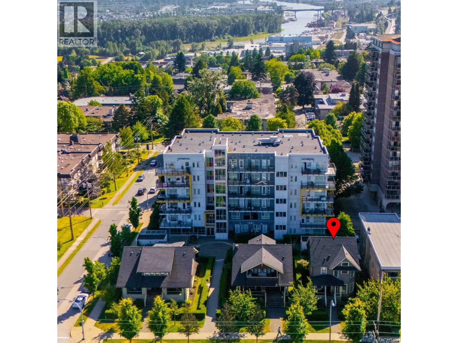 408 EIGHTH STREET, New Westminster