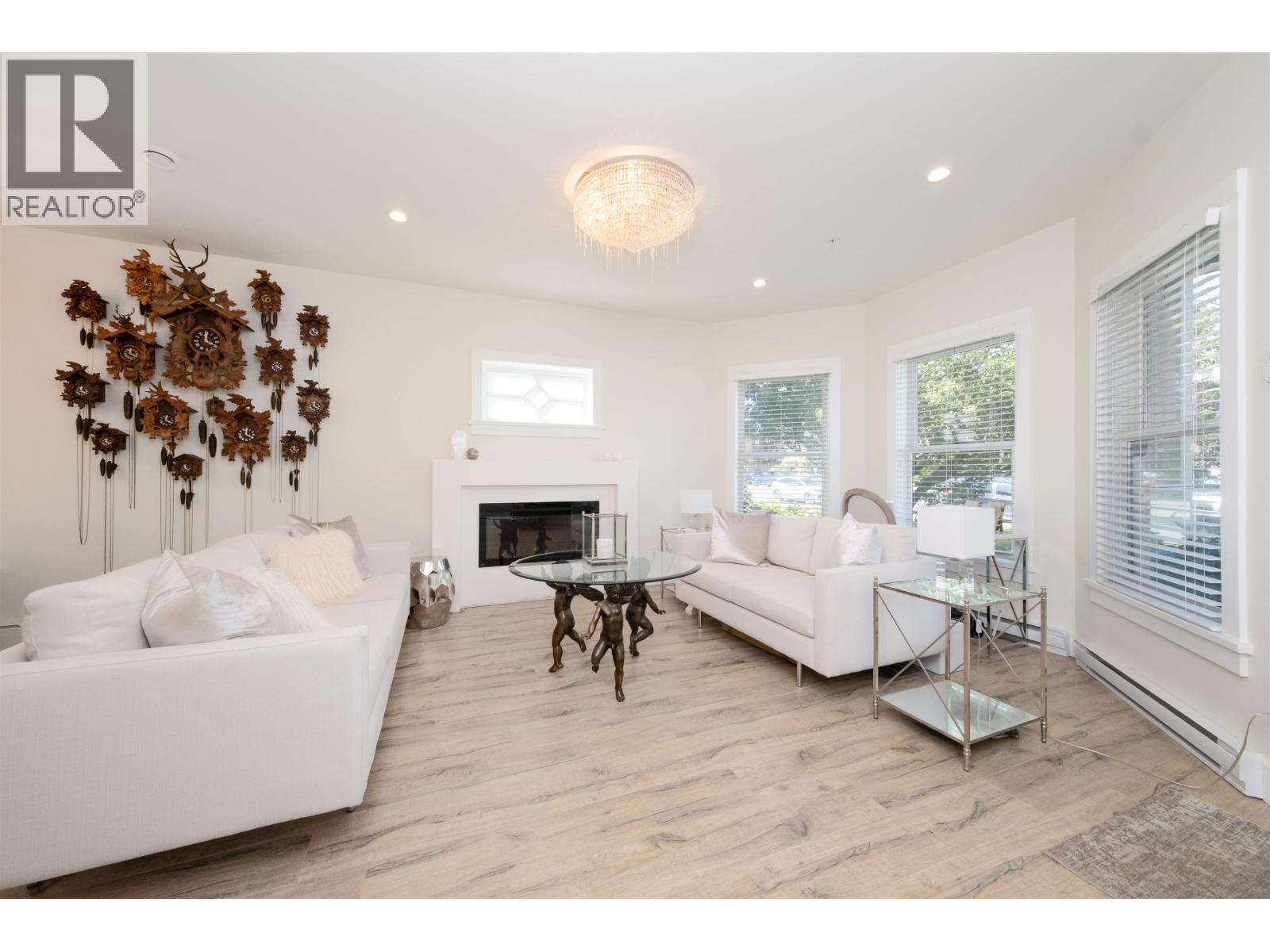 408 EIGHTH STREET, New Westminster