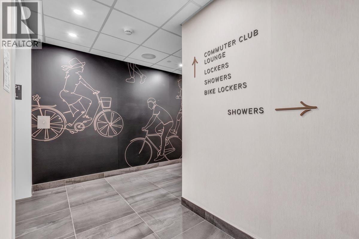 540 320 GRANVILLE STREET, Vancouver