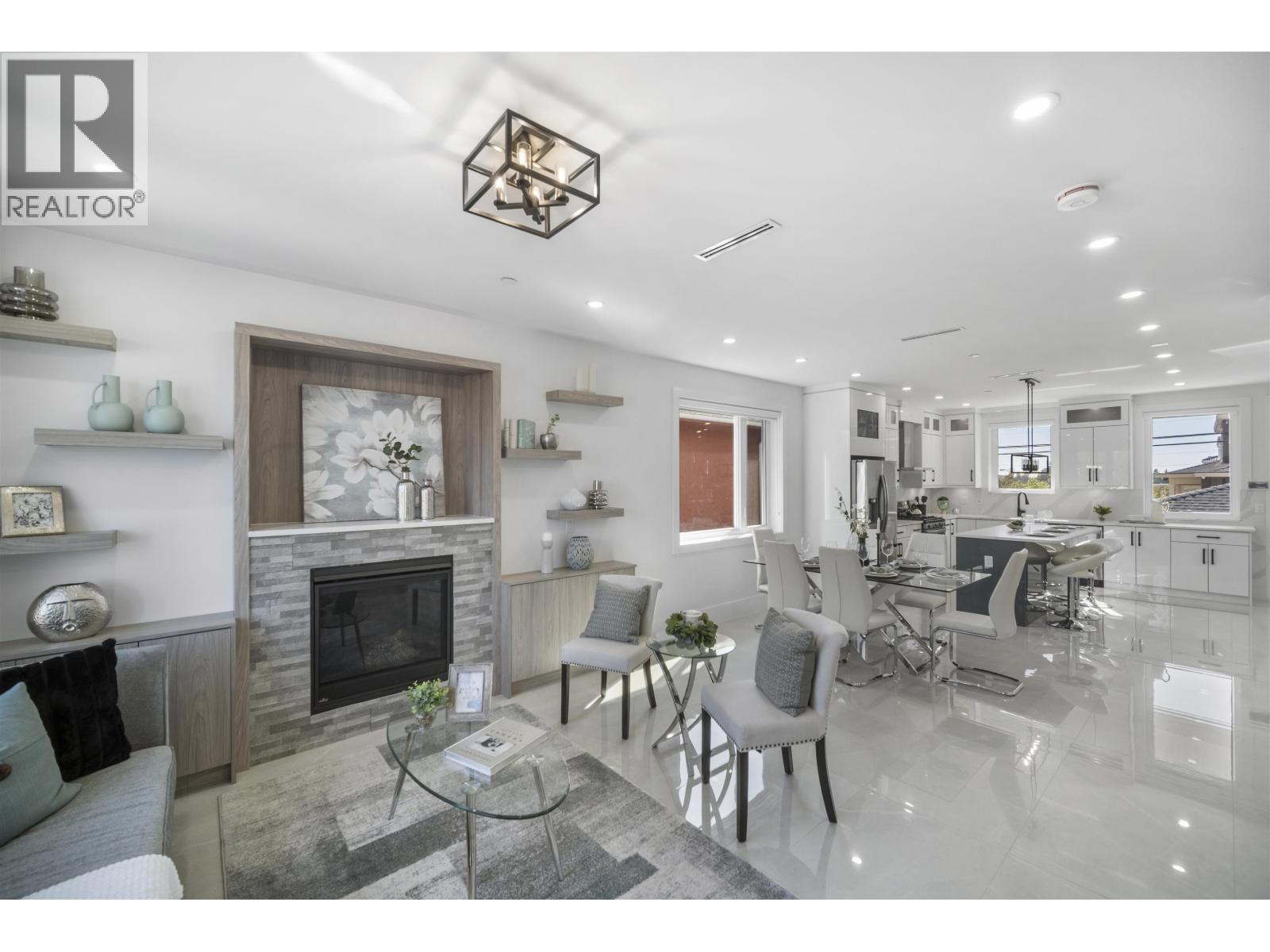 2792 E 49TH AVENUE, Vancouver