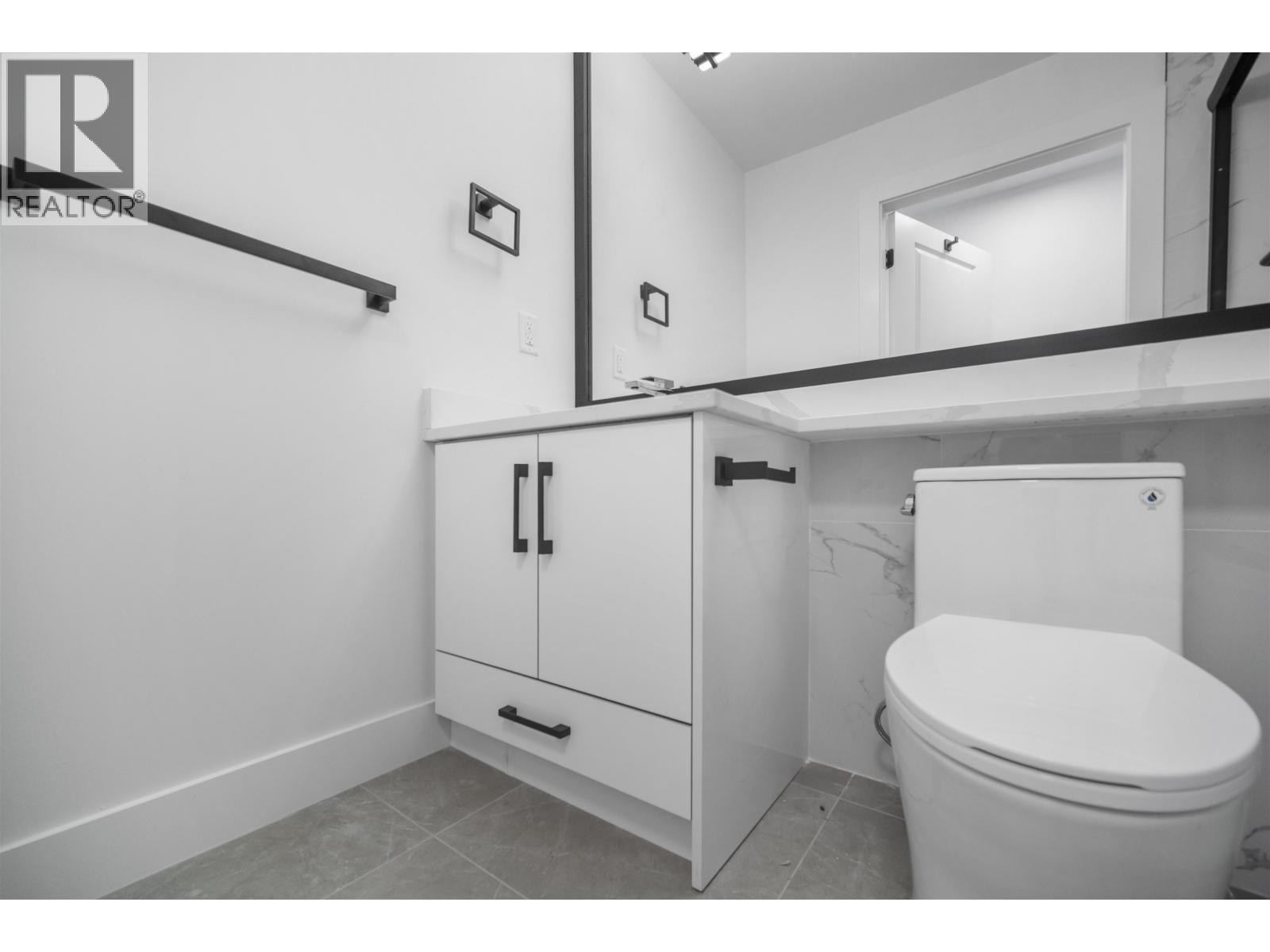 2792 E 49TH AVENUE, Vancouver