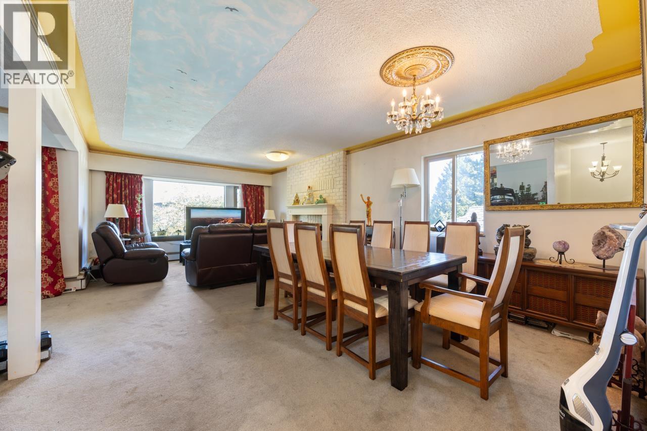 2472 E 12TH AVENUE, Vancouver