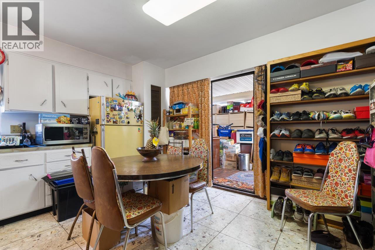 2472 E 12TH AVENUE, Vancouver