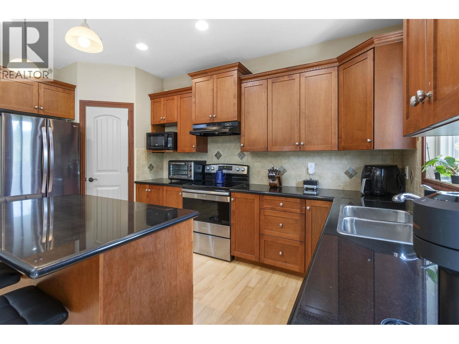 11338 240A STREET, Maple Ridge