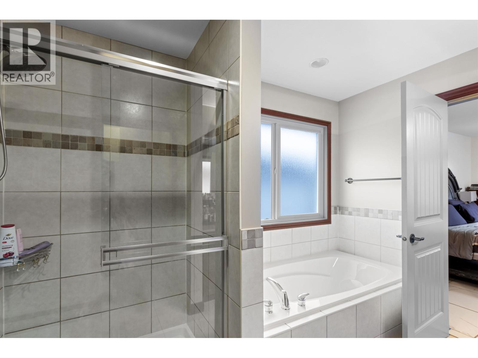 11338 240A STREET, Maple Ridge