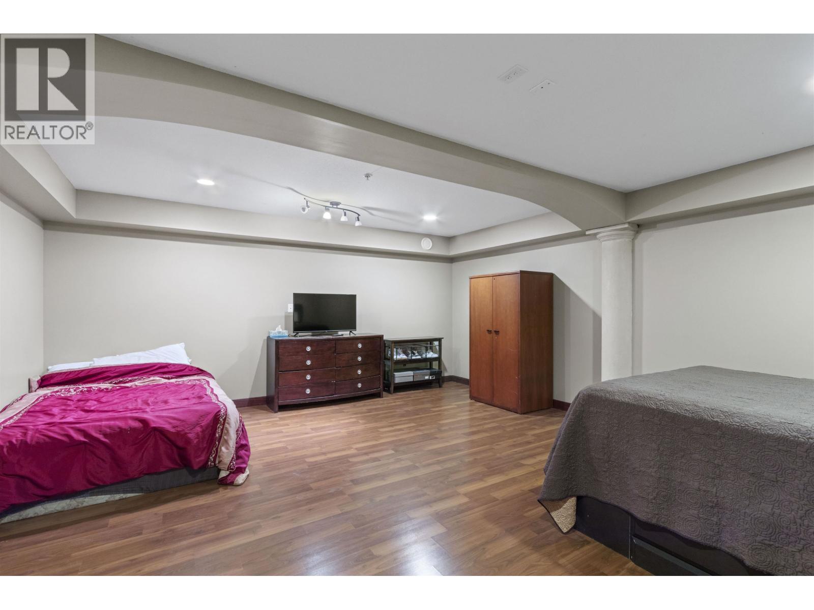 11338 240A STREET, Maple Ridge