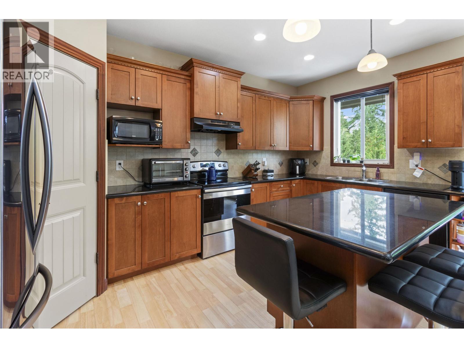 11338 240A STREET, Maple Ridge