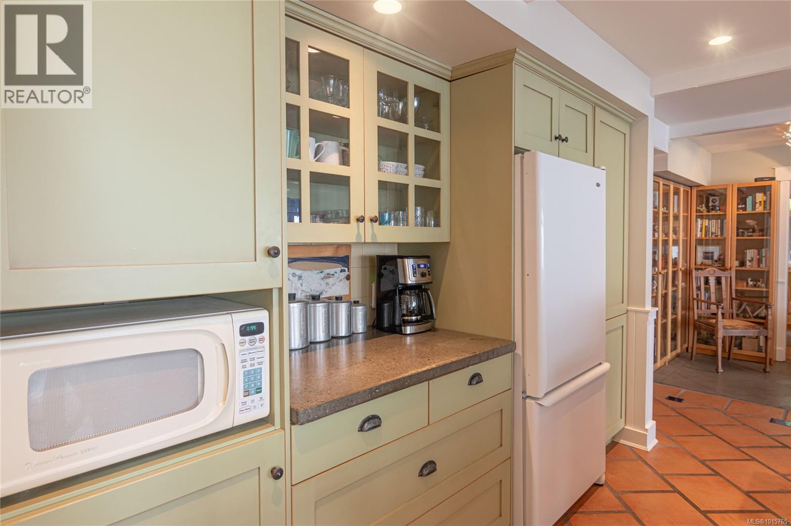  105 Island Park Drive, Galiano Island