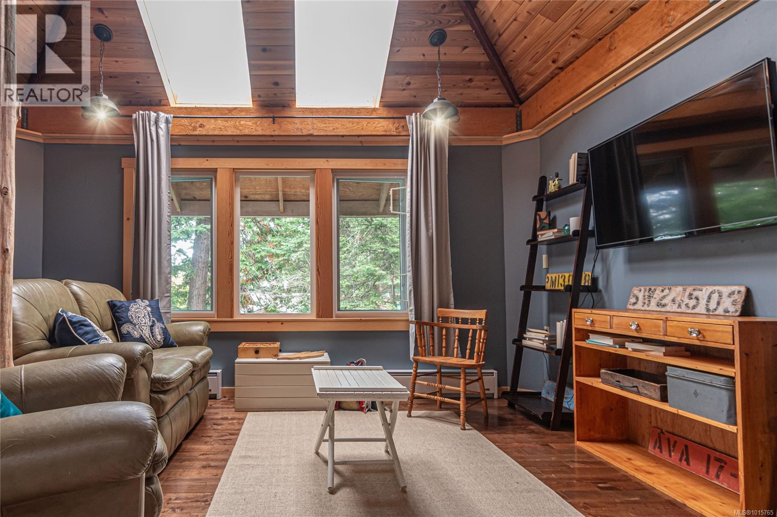  105 Island Park Drive, Galiano Island