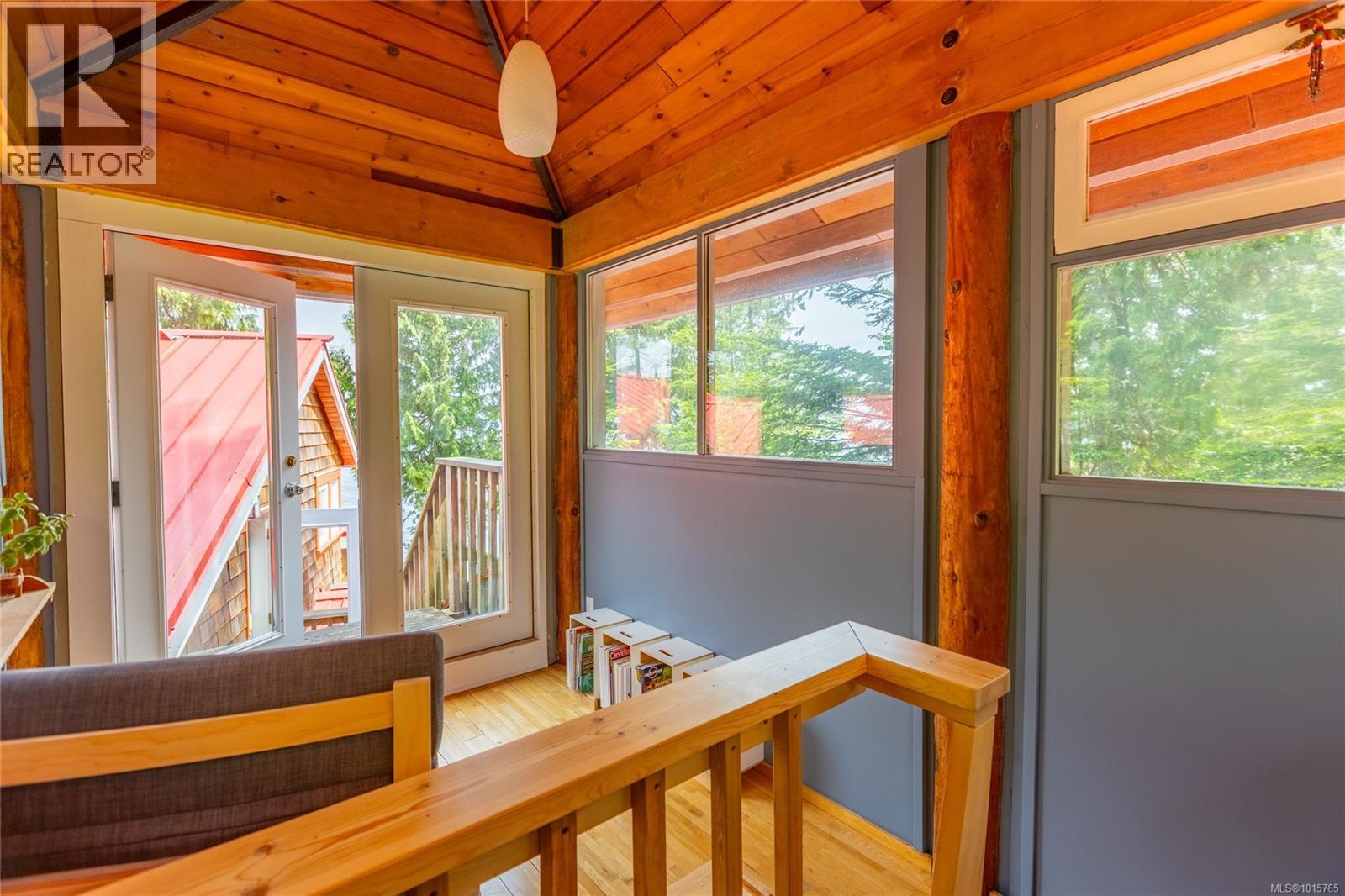 105 Island Park Drive, Galiano Island