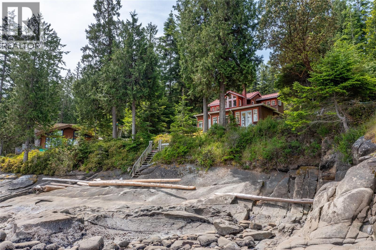  105 Island Park Drive, Galiano Island
