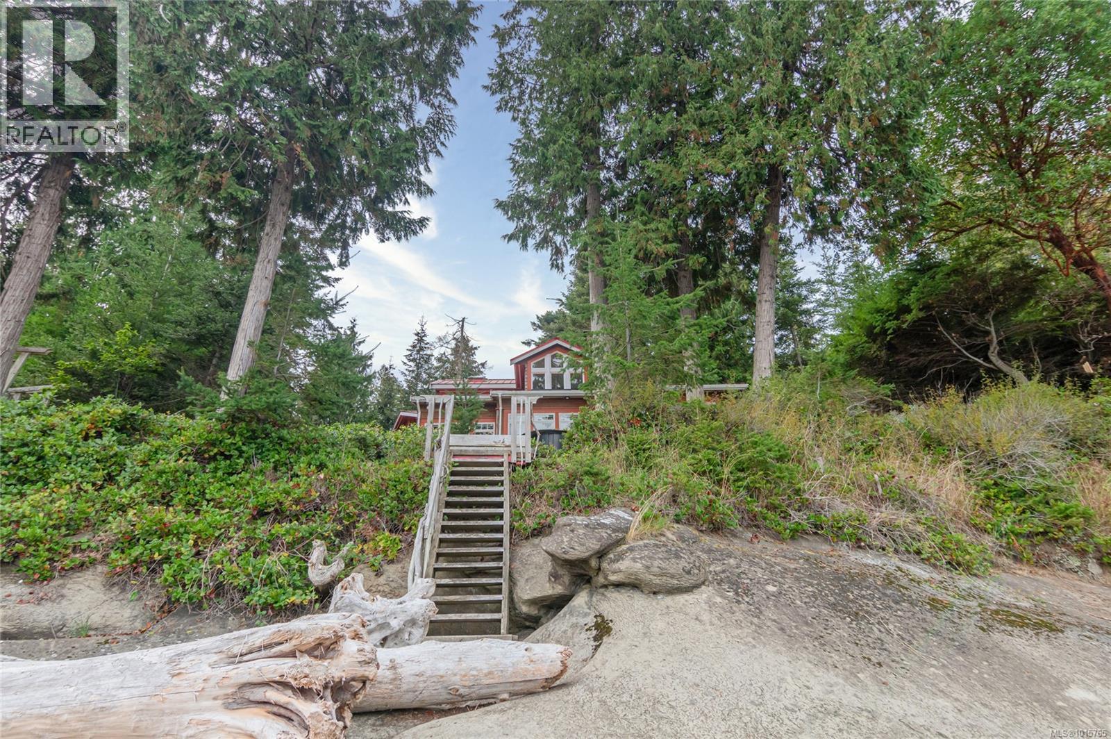  105 Island Park Drive, Galiano Island