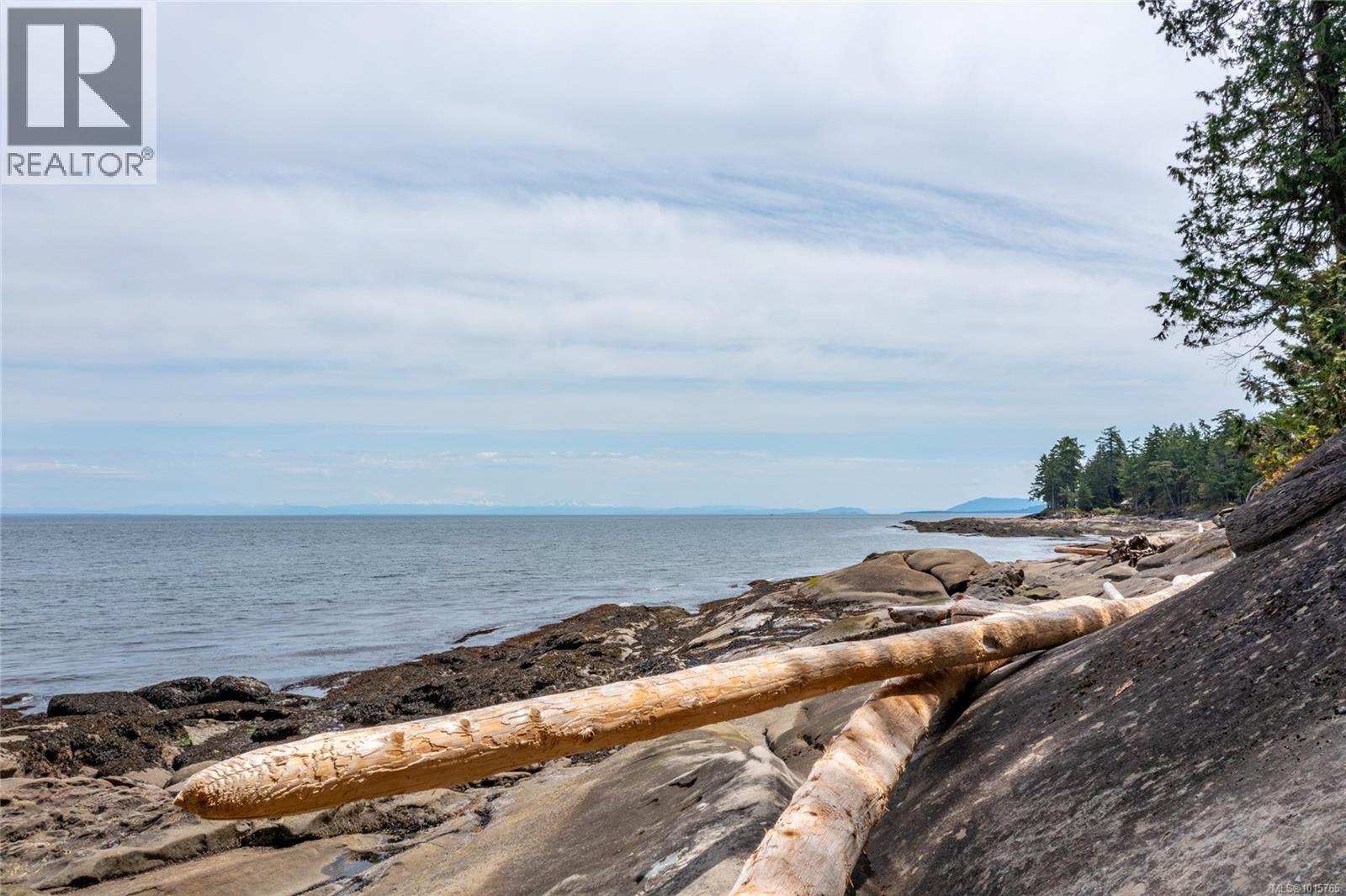  105 Island Park Drive, Galiano Island