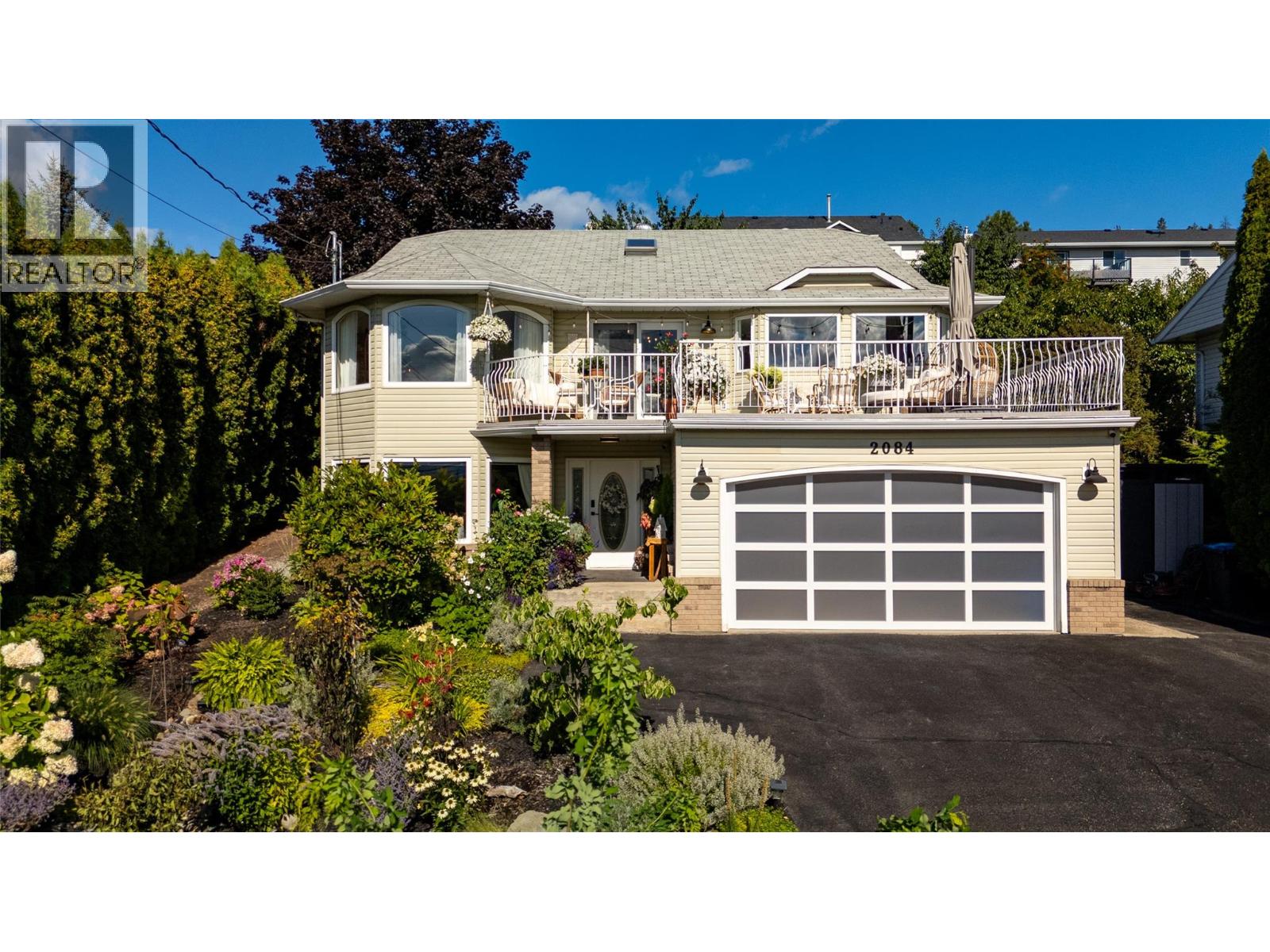 2084 Shamrock Drive, Summerland