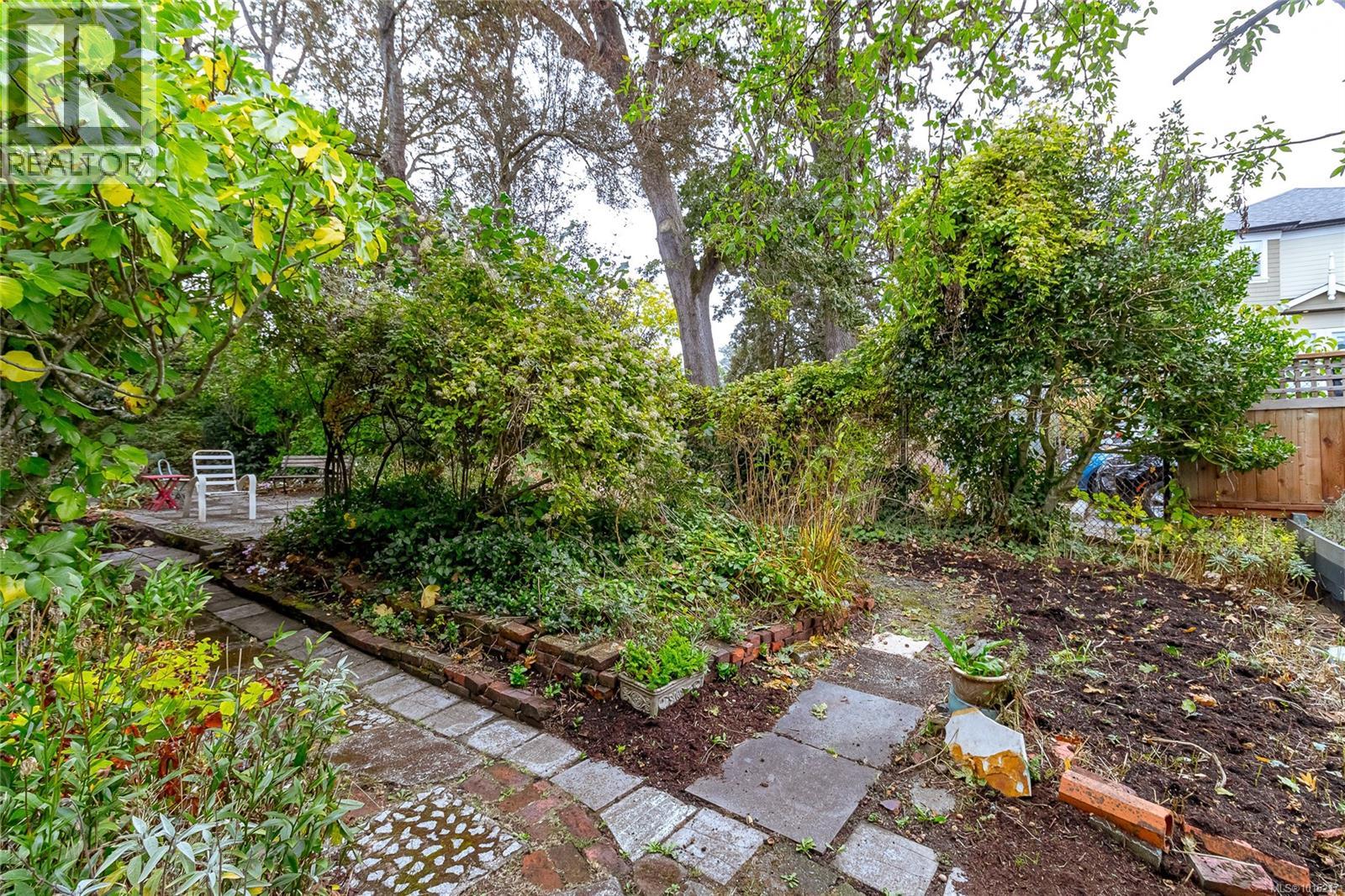 2001 Cameron St, Victoria