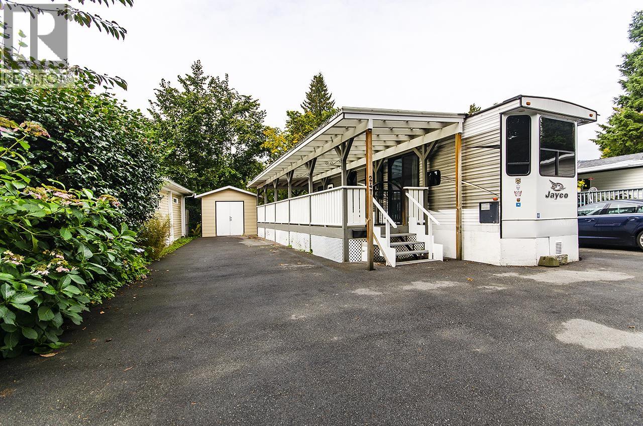 247 TOMAHAWK AVENUE, West Vancouver