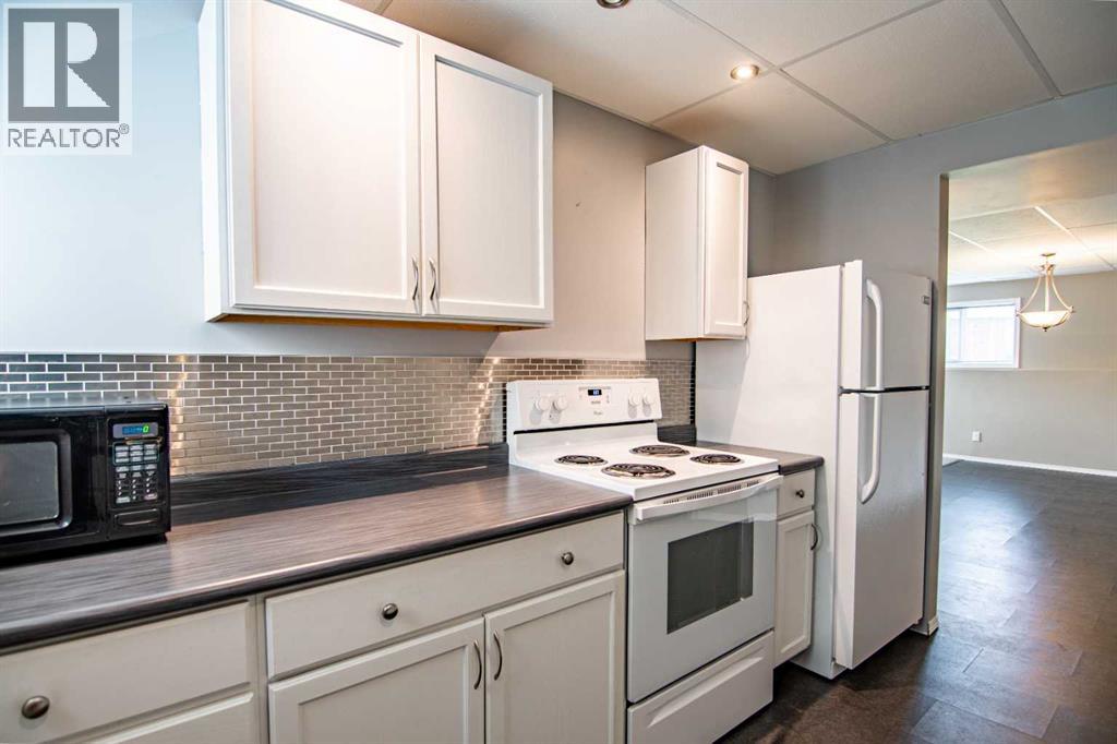 61 Mann Drive, Penhold