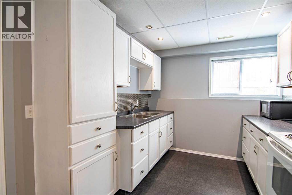 61 Mann Drive, Penhold