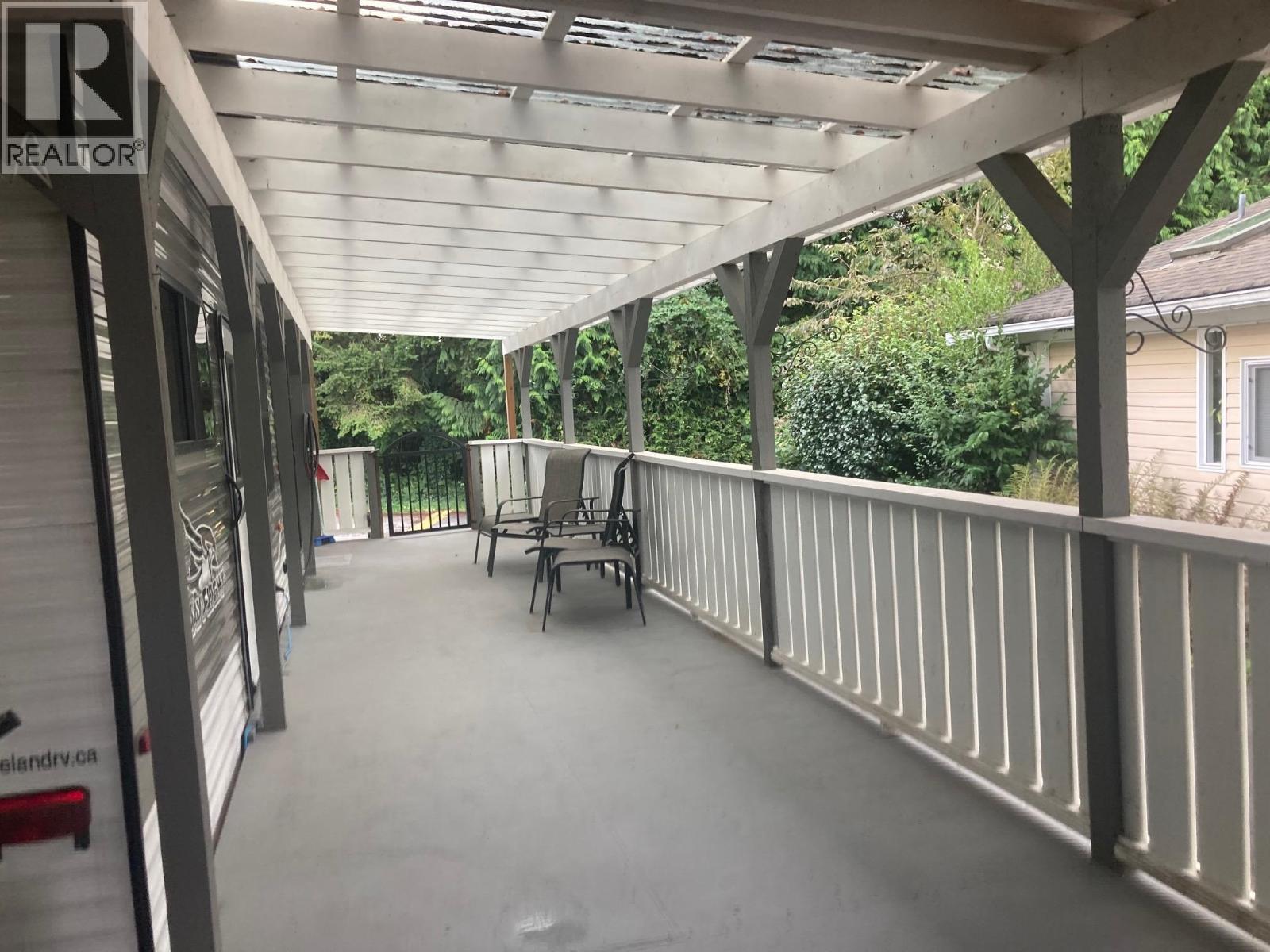 247 TOMAHAWK AVENUE, West Vancouver