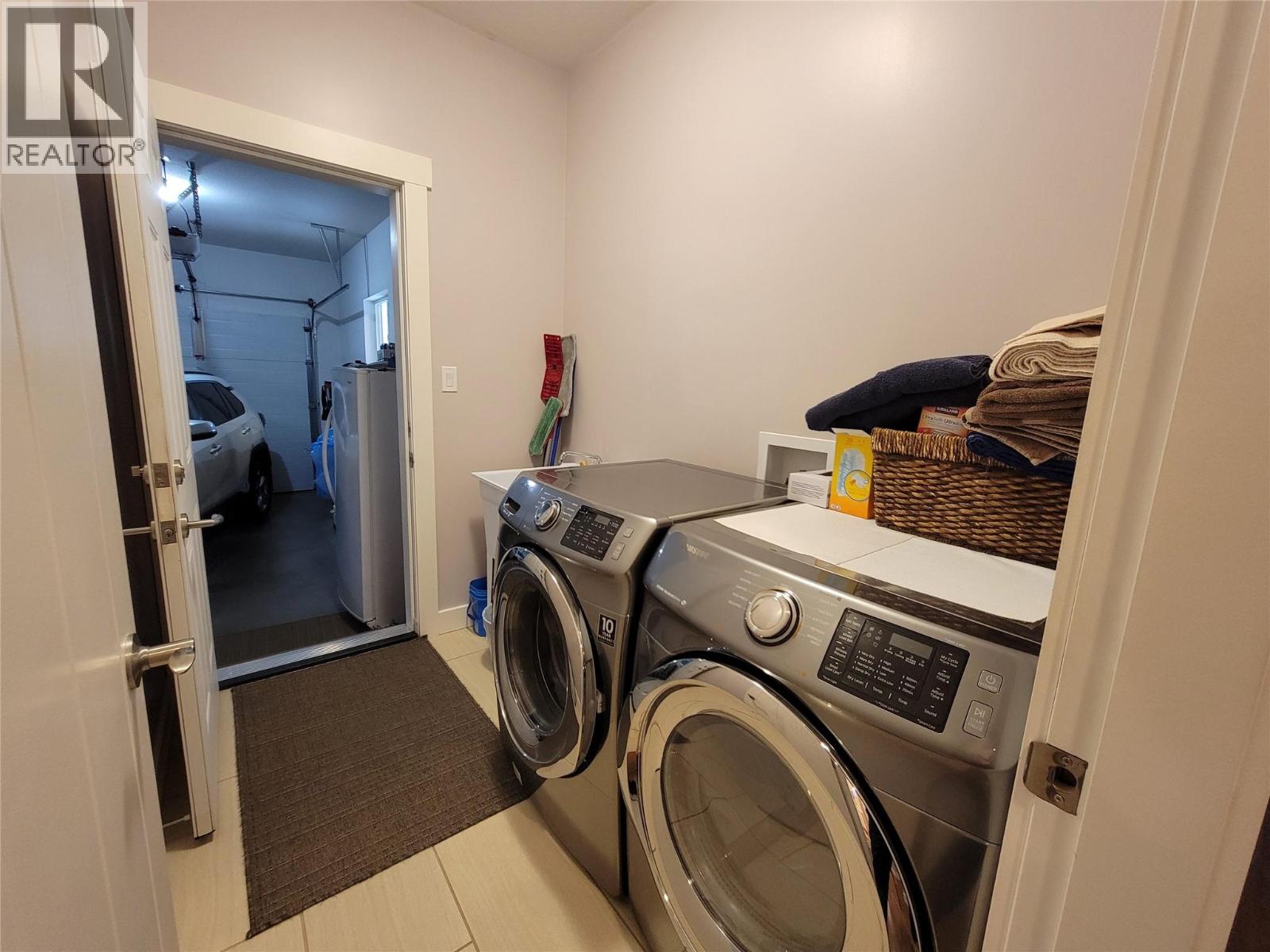 304 K View Crescent, Keremeos