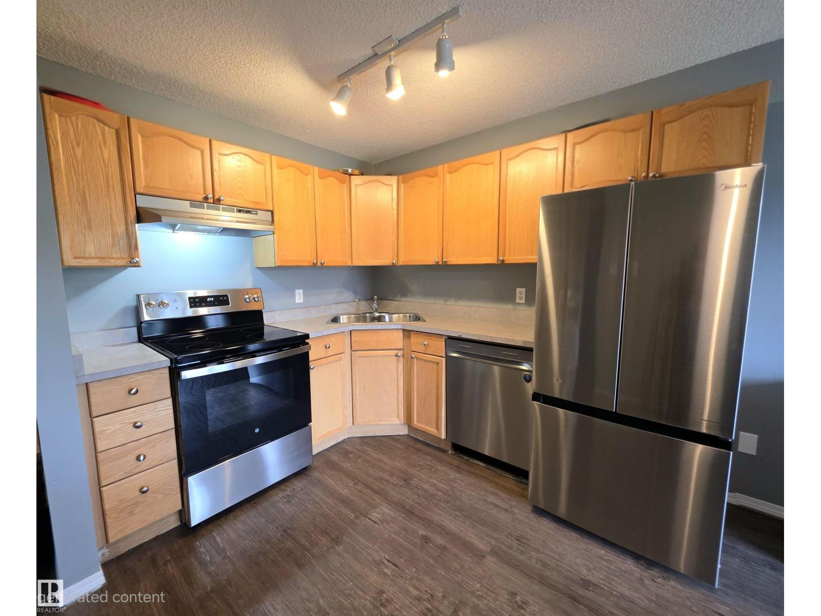 #319 70 WOODSMERE, Fort Saskatchewan