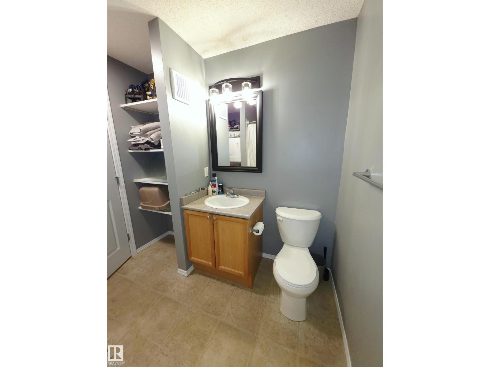 #319 70 WOODSMERE, Fort Saskatchewan