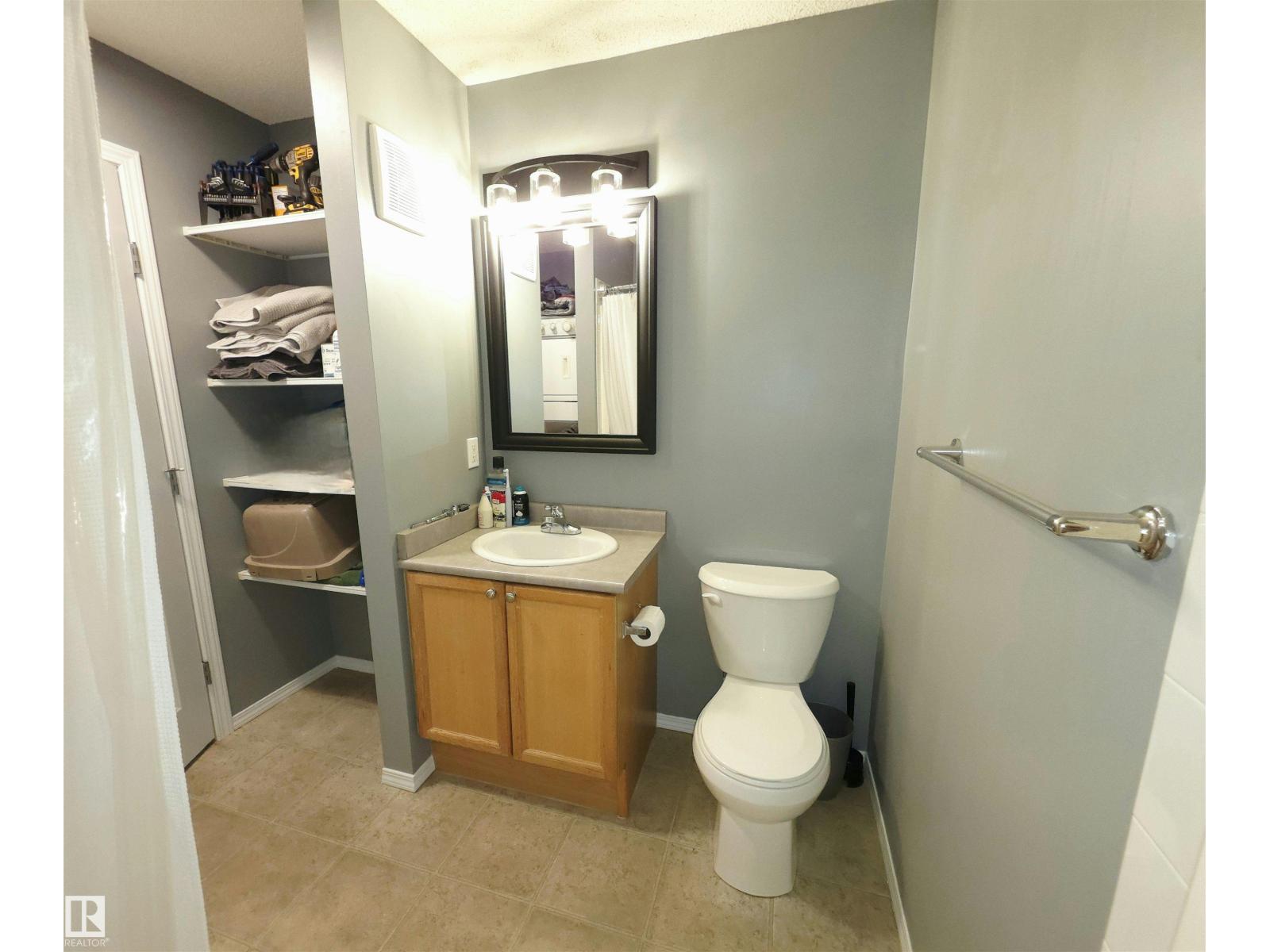 #319 70 WOODSMERE, Fort Saskatchewan