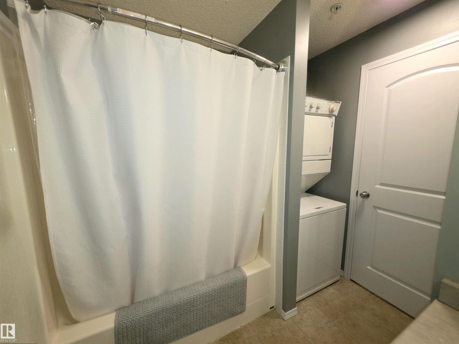 #319 70 WOODSMERE, Fort Saskatchewan