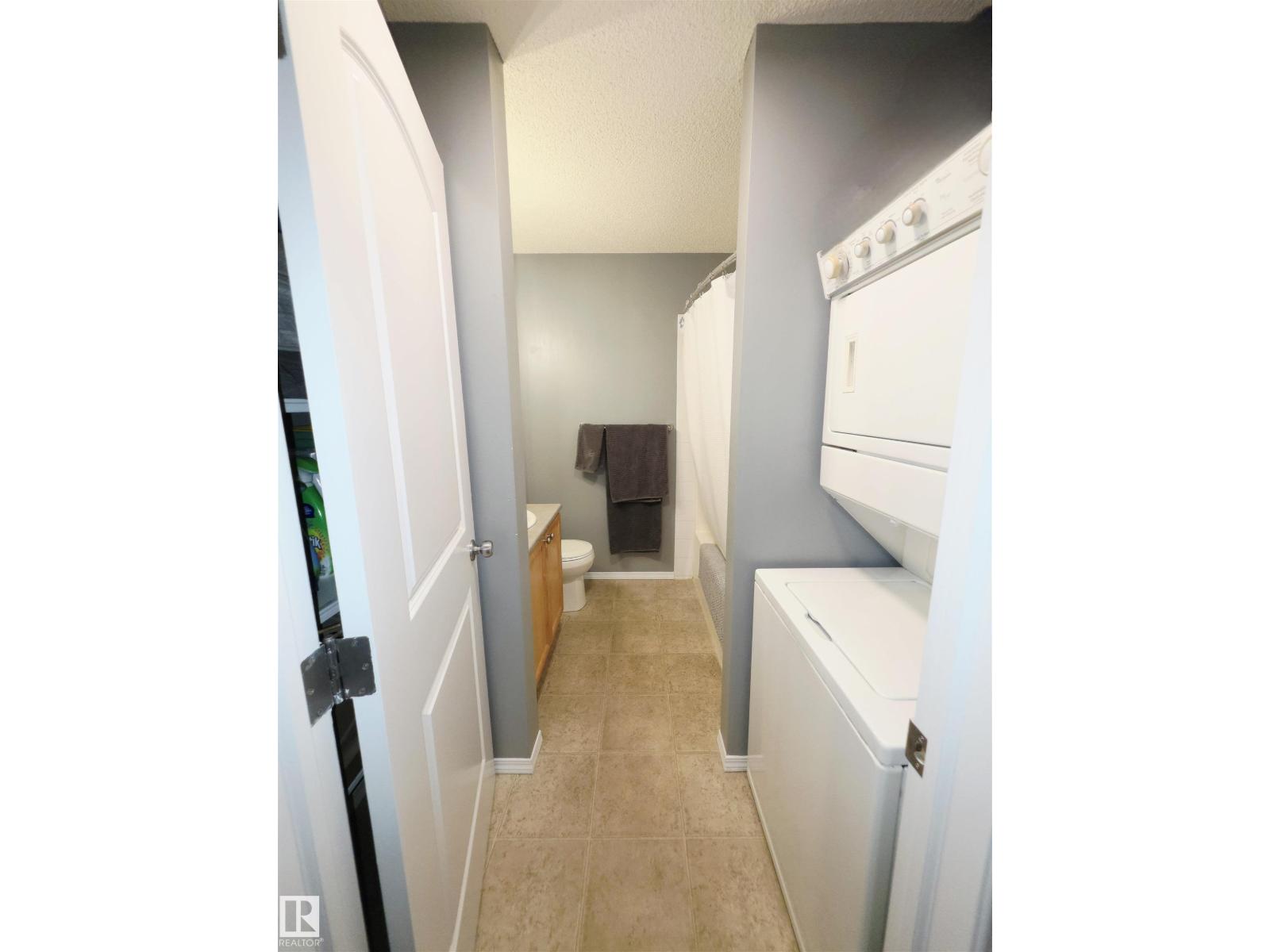 #319 70 WOODSMERE, Fort Saskatchewan