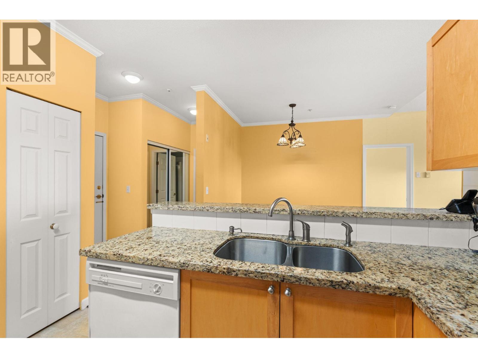 #PH5-5555 13A Avenue, Delta